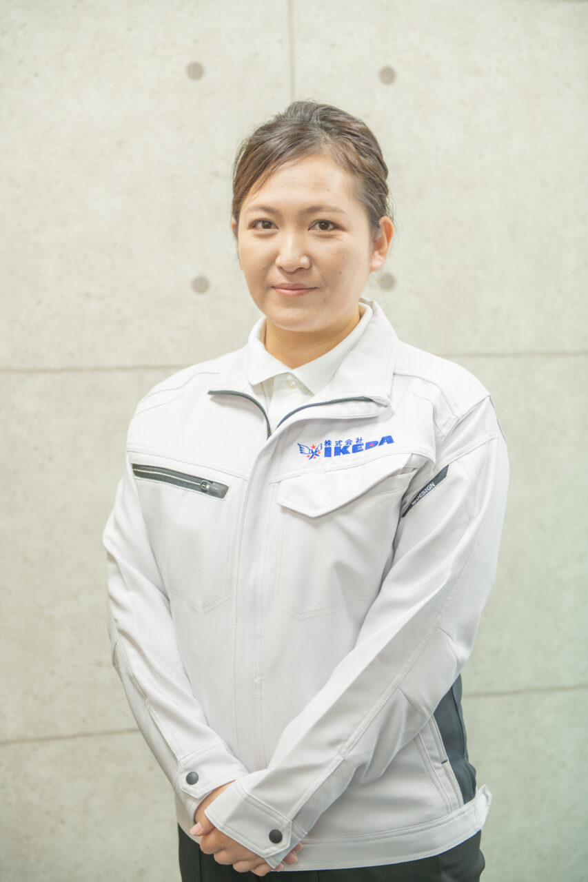 中村　里枝